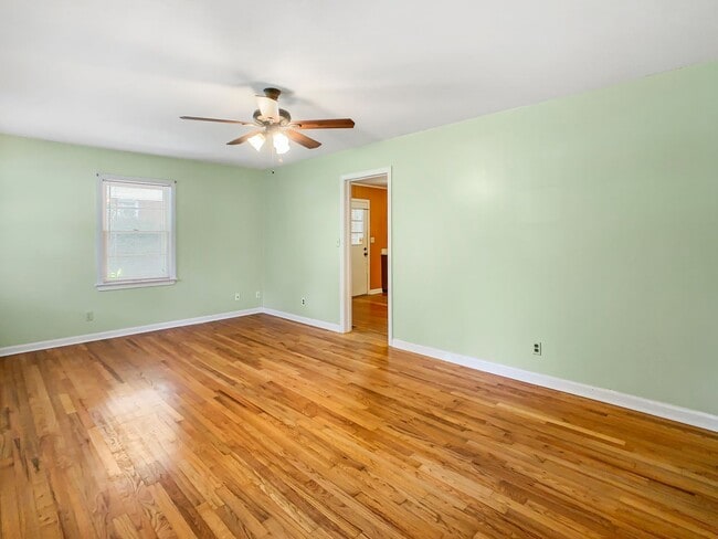 319 31st Pl E in Tuscaloosa, AL - Building Photo - Building Photo