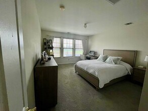 730 Green Ln, Unit 18 in Union, NJ - Foto de edificio - Building Photo