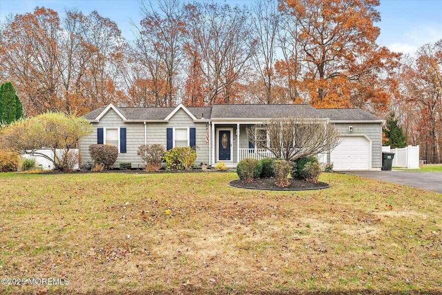 29 Anita Dr in Jackson Township, NJ - Foto de edificio