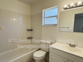 957 School House Rd in Lakeland, FL - Building Photo - Building Photo