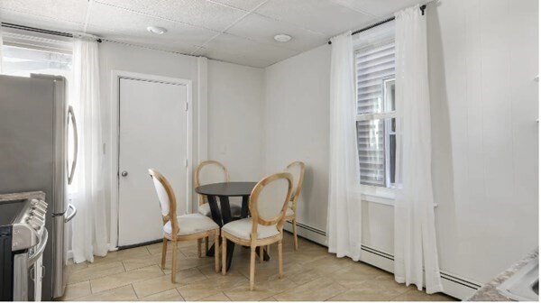 823 Dorchester Ave, Unit 1 in Boston, MA - Foto de edificio