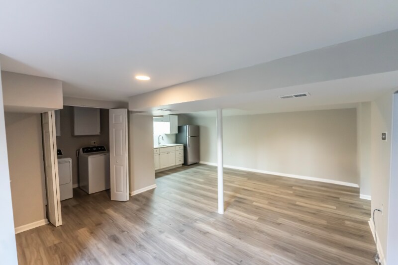 586 Oakside Dr SW in Atlanta, GA - Foto de edificio