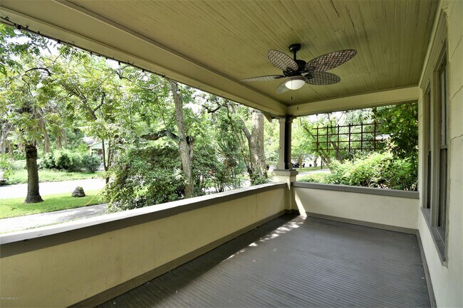 2211 Ernest St in Jacksonville, FL - Building Photo - Building Photo