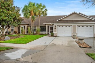 26922 White Plains Way in Leesburg, FL - Building Photo - Building Photo