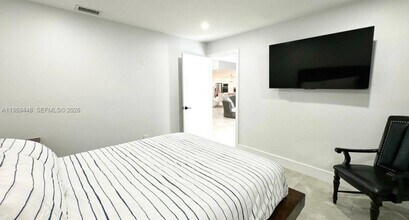 13513 SW 5th St in Miami, FL - Building Photo - Building Photo