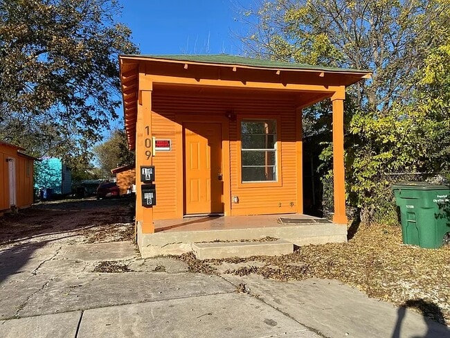 property at 109 Nancy Pl.