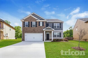 1508 Denver Way in Locust Grove, GA - Building Photo