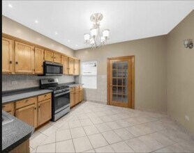 5143 N Kildare Ave in Chicago, IL - Building Photo - Building Photo