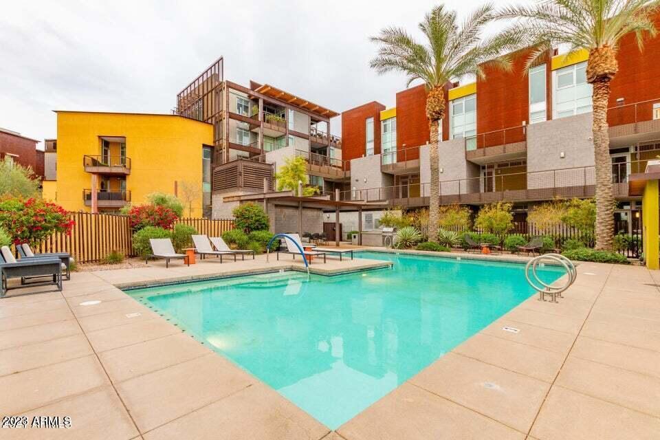 4737 N Scottsdale Rd-Unit -2007 in Scottsdale, AZ - Building Photo