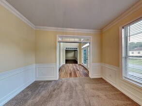200 Ruby Forest Pkwy in Suwanee, GA - Building Photo - Building Photo