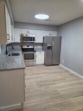 8022 Intervale Way in Powell, TN - Foto de edificio - Building Photo