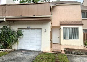 8249 NW 8th Pl in Plantation, FL - Building Photo - Building Photo
