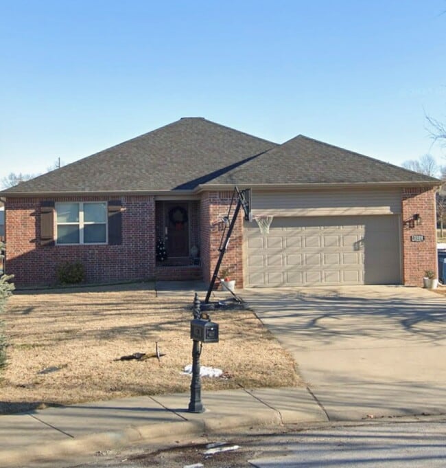 1509 SE 22nd St in Bentonville, AR - Foto de edificio - Building Photo