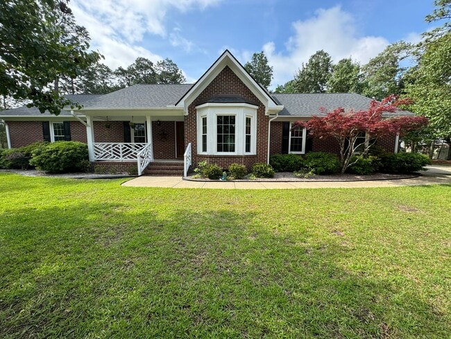 2512 Lakeheath Ct
