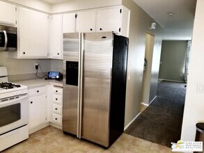 1816 N Mira Loma Way in Palm Springs, CA - Building Photo - Building Photo
