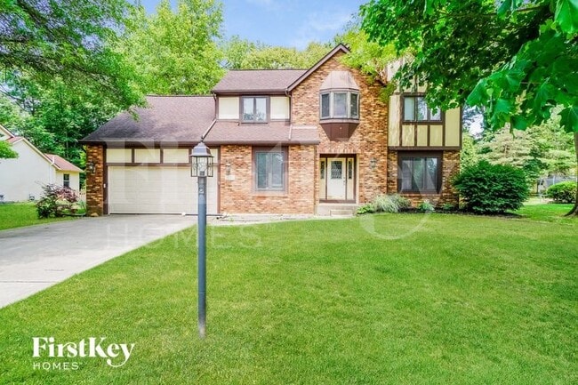 property at 8543 Appleridge Cir