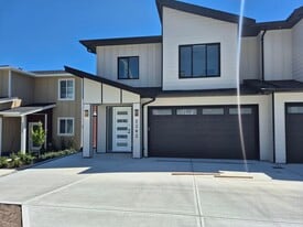 2303 Hudson Ter in Sooke, BC - Building Photo