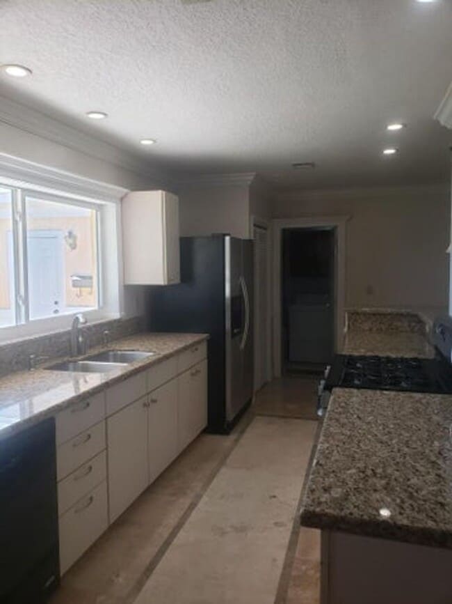 property at 812 Dogwood Rd