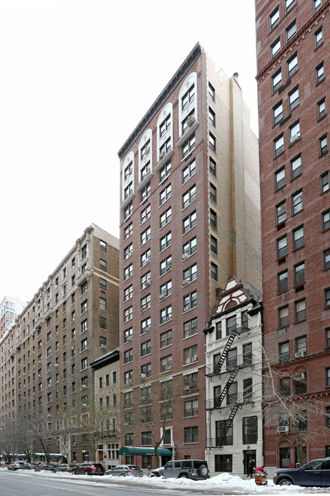 Erco Hall Apartments in New York, NY - Building Photo