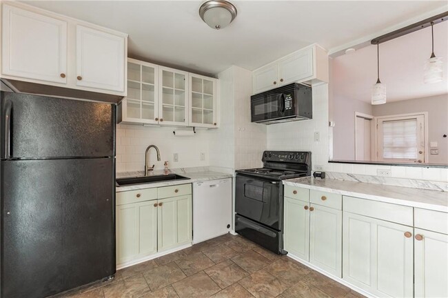 2479 Yolanda Trail in Ellenwood, GA - Building Photo - Building Photo
