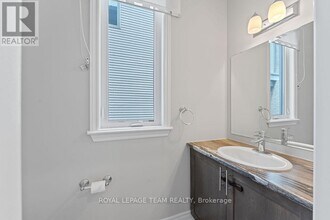 116 Popplewell Crescent in Ottawa, ON - Building Photo - Building Photo