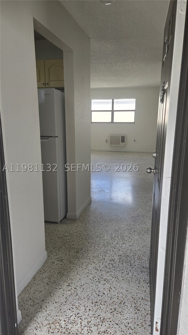 property at 142 SW 18th Ave