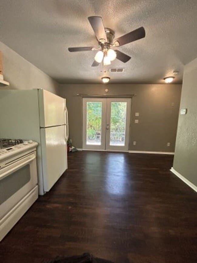 17032 County Rd 1261 in Flint, TX - Building Photo - Building Photo