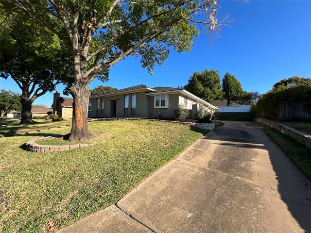 1108 Berkshire Ct in Trophy Club, TX - Building Photo - Building Photo