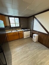 2837 Capitol St in White Oak, PA - Building Photo - Building Photo