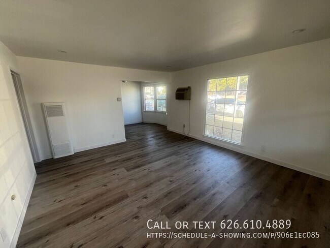 13970 Foothill Blvd in Los Angeles, CA - Building Photo - Building Photo