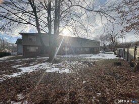 1280 Townsend Ave in New Haven, CT - Building Photo