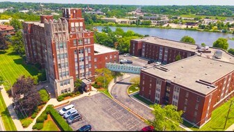 The LUXE Residences of Aurora in Aurora, IL - Building Photo