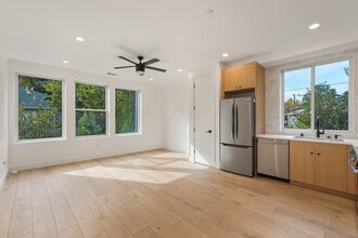 1012 Uptown Aly in Sacramento, CA - Building Photo - Building Photo