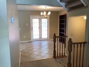 10 Overmill Ct in Owings Mills, MD - Building Photo - Building Photo