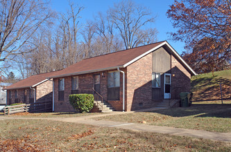 Livingston and Erskine - Walton in Asheville, NC - Building Photo - Building Photo