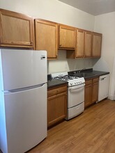 1860 Commonwealth Ave, Unit 32 in Boston, MA - Building Photo - Building Photo