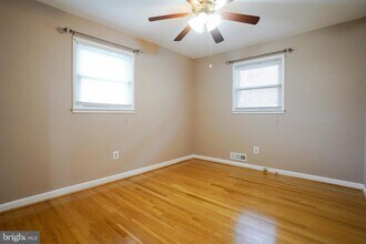 2017 N Cameron St in Arlington, VA - Building Photo - Building Photo