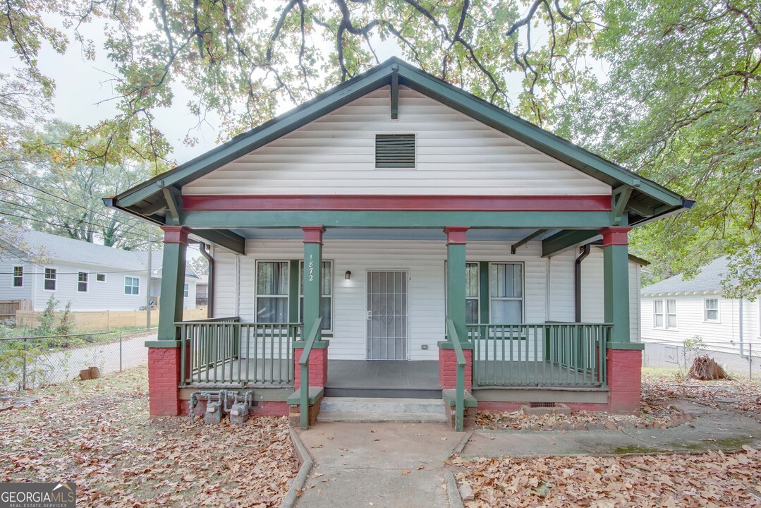 1872 Dunlap Ave in East Point, GA - Building Photo