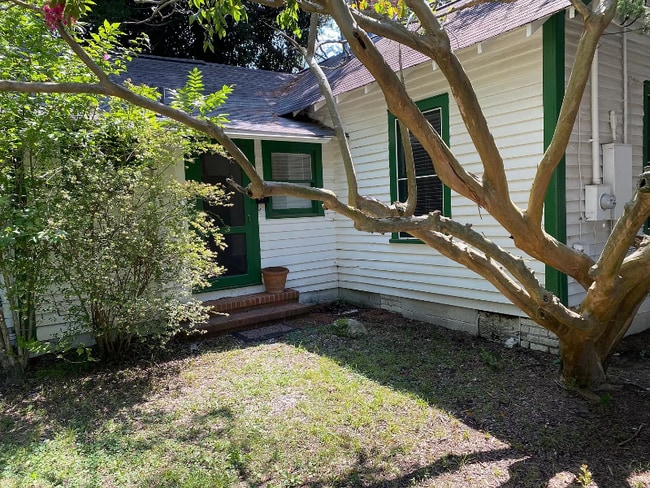 508 W Cameron Ave in Chapel Hill, NC - Building Photo - Building Photo