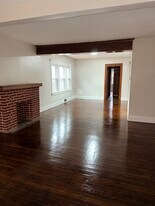 61 Courtland Ave, Unit Lower in Buffalo, NY - Building Photo