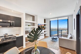 398 NE 5th St, Unit SI ID1504027P in Miami, FL - Foto de edificio - Building Photo