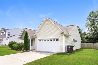 110 Konnoak Village Cir in Winston-Salem, NC - Foto de edificio - Building Photo