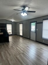 20 Raylynn Ct in Staunton, IL - Building Photo - Building Photo
