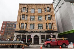 324 S Racine Ave in Chicago, IL - Building Photo