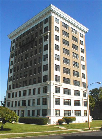 Commodore Apartments in Dayton, OH - Foto de edificio - Building Photo