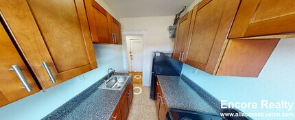 1179 Boylston St, Unit 15 in Boston, MA - Building Photo - Building Photo