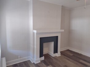 4208 Calvin St in Pittsburgh, PA - Building Photo - Building Photo