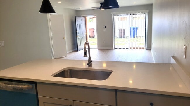 4142 Corsair Ave, Unit 4142, Unit 4142