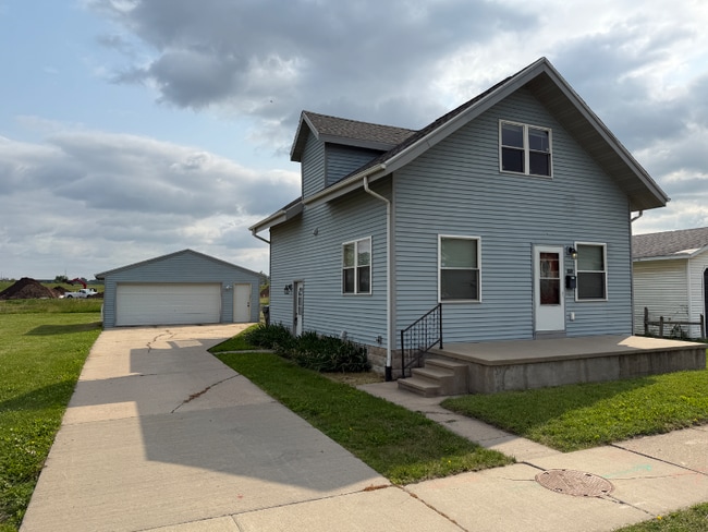 property at 1809 C St SW