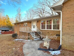 9419 Brenda Ann Rd in Charlotte, NC - Building Photo - Building Photo